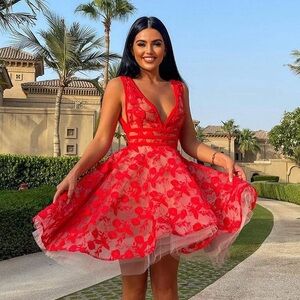 LUCINDA RED S/M